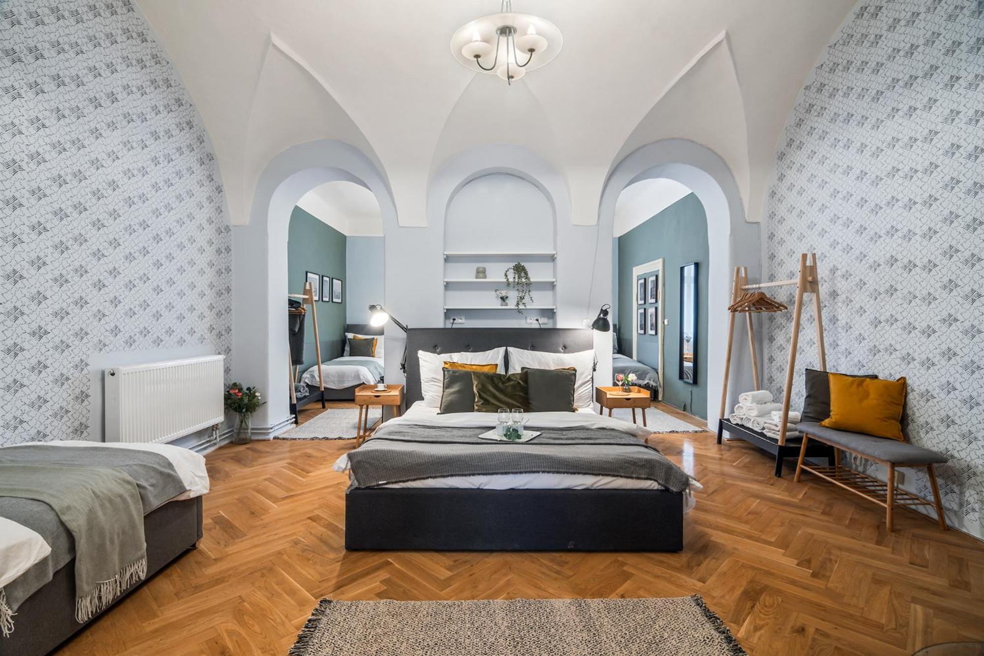 פראג Charles Bridge Historical Apts By Michal&Friends מראה חיצוני תמונה